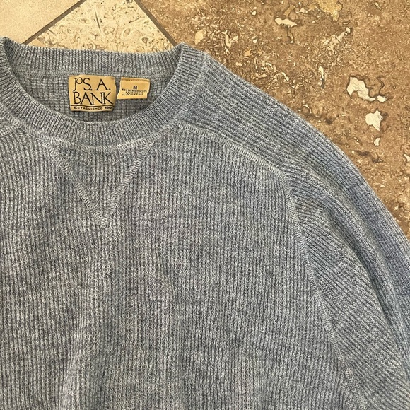 Jos A Bank sweater - Picture 3 of 3